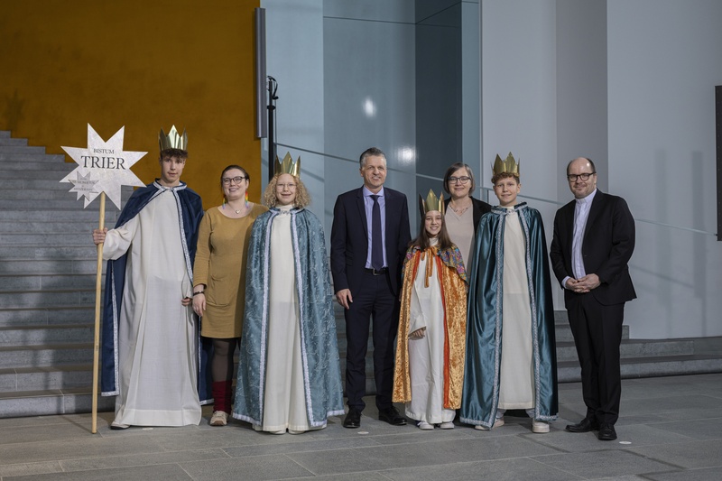 Titelbild zum News-Artikel Sternsinger im Bundeskanzleramt